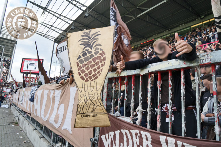 Ultrà Sankt Pauli 2002 » Bilder